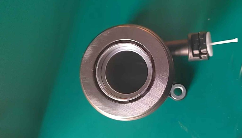 What Does a Hydraulic Throwout Bearing Do